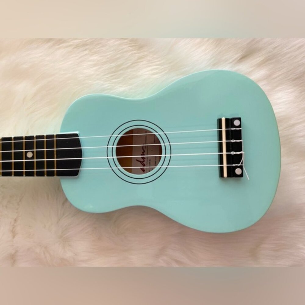 21” Ukulele Instrument
